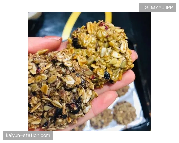 田亮家的冰箱里塞满了蛋白粉,连娃的零食都是低脂的 田亮家的冰箱里塞满了蛋白粉,连娃的零食都是低脂的